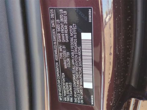 New 2026 Volvo XC60 B5 Plus w/ Protection Package Premier image 35