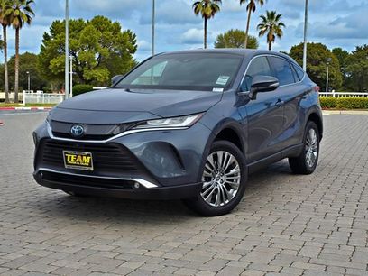 Used 2022 Toyota Venza Limited w/ Advanced Technology Package