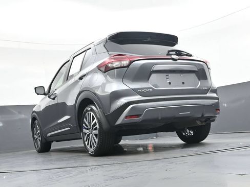 Used 2023 Nissan Kicks SR w/ SR Premium Package FWD image 47