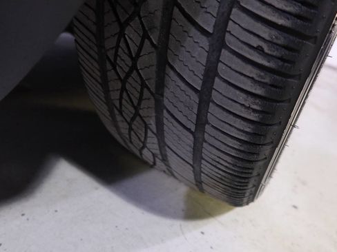 Used 2019 Dodge Challenger R/T Scat Pack w/ Shaker Package image 34