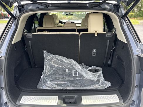 Used 2023 INFINITI QX60 Sensory w/ Vision Package AWD/4WD image 29
