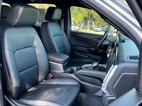 Used 2025 GMC Canyon Elevation w/ Convenience Package image 8