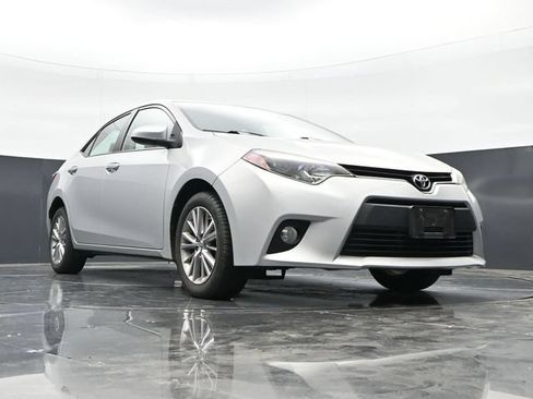 Used 2014 Toyota Corolla LE FWD image 38