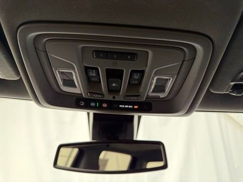 Used 2022 Chevrolet Silverado 1500 LTZ w/ LTZ Premium Package image 41