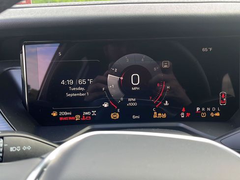 New 2026 GMC Acadia Elevation w/ Elevation Premium Package AWD/4WD image 15