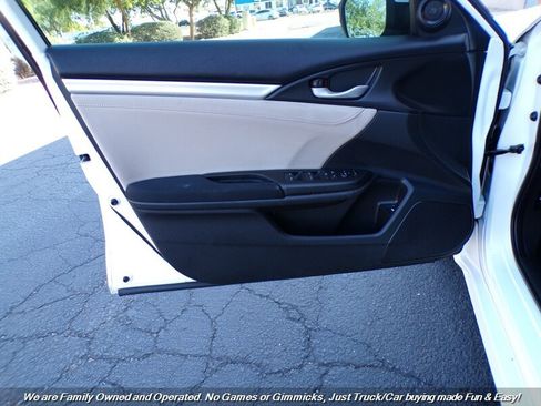 Used 2018 Honda Civic EX-T image 11