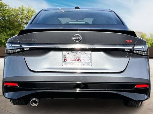 New 2026 Nissan Sentra SR w/ Floor Mat Package FWD image 4
