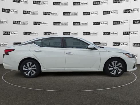 Used 2020 Nissan Altima 2.5 S FWD image 7