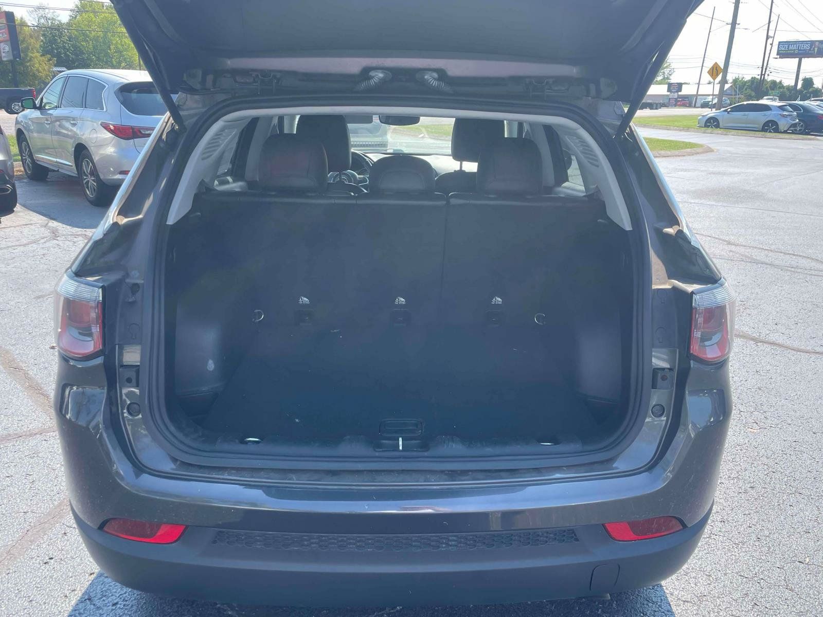 Used 2019 Jeep Compass Limited FWD image 6