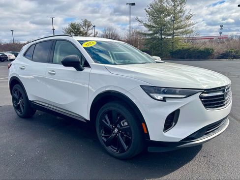 Used 2023 Buick Envision Essence w/ Sport Touring Package image 9