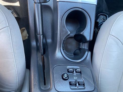 Used 2004 Jeep Liberty Limited w/ Trailer Tow Group AWD/4WD image 17