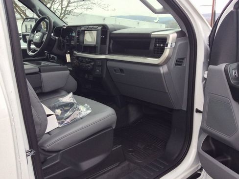 Used 2024 Ford F350 XL w/ Snow Plow Prep Package image 24