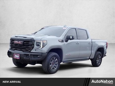 Used 2024 GMC Sierra 1500 AT4X image 1