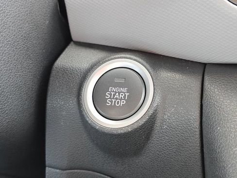 Used 2018 Hyundai Kona Limited AWD/4WD image 36
