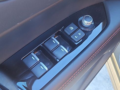 Used 2025 MAZDA CX-5 Carbon Edition image 20