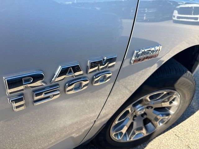 Used 2015 RAM 1500 Limited AWD/4WD image 8