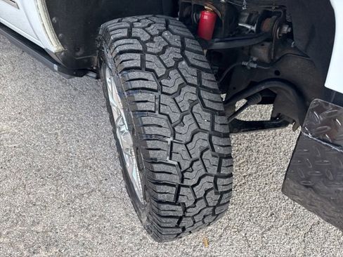 Used 2018 Chevrolet Silverado 2500 LTZ w/ Duramax Plus Package image 11