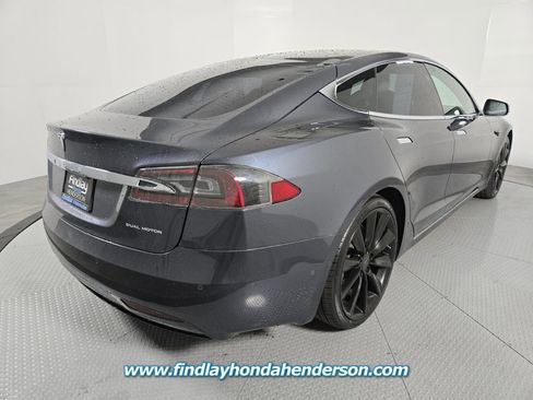 Used 2020 Tesla Model S Long Range Plus image 6
