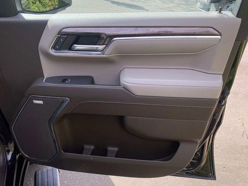 Used 2024 Chevrolet Silverado 1500 LTZ image 37