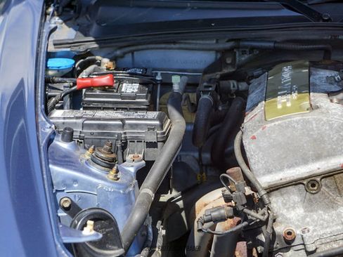 Used 2004 Honda S2000 image 21