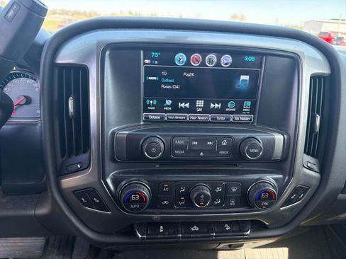 Used 2018 Chevrolet Silverado 1500 LT w/ All Star Edition AWD/4WD image 21