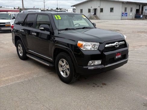 Used 2013 Toyota 4Runner SR5 w/ Premium Pkg w/3rd Row Seat AWD/4WD image 1