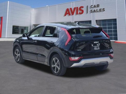 Used 2025 Kia Niro LX FWD image 9