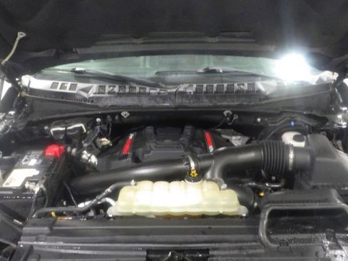 Used 2020 Ford F150 Raptor w/ Equipment Group 802A Luxury AWD/4WD image 8