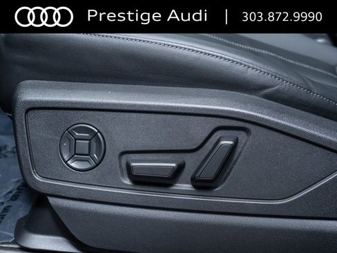 Used 2025 Audi Q5 Premium w/ Convenience Package image 21