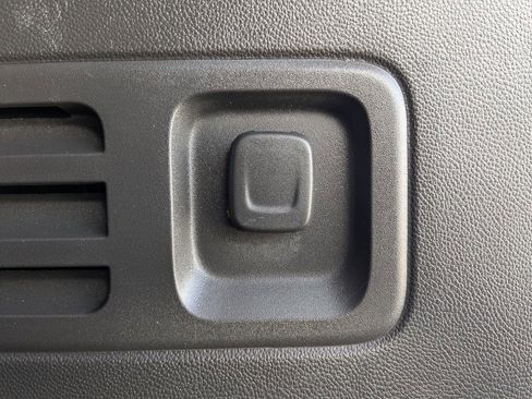 Used 2023 Chevrolet Traverse Premier w/ Redline Edition FWD image 14