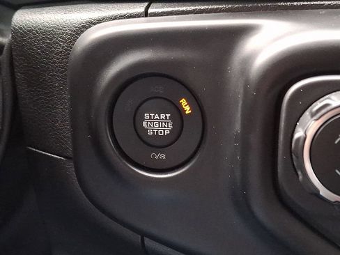 Used 2022 Jeep Wrangler Unlimited Sport AWD/4WD image 22