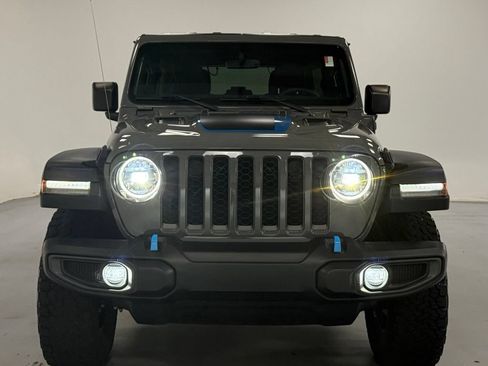 Used 2023 Jeep Wrangler Unlimited Rubicon 4xe w/ Cold Weather Group AWD/4WD image 7