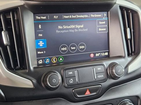 Used 2021 GMC Terrain SLT w/ Infotainment Package II FWD image 18
