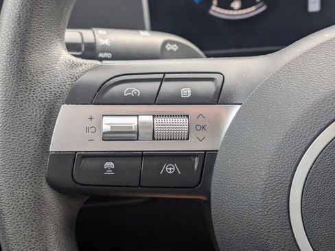 Used 2025 Hyundai Tucson SEL FWD image 25