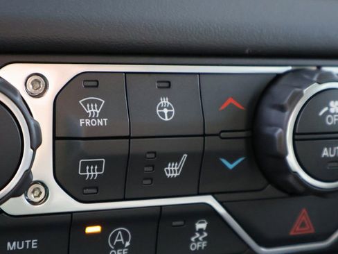 New 2026 Jeep Gladiator Mojave AWD/4WD image 37