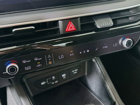 Used 2025 Kia K5 LXS image 23