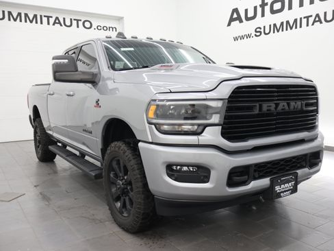 Used 2023 RAM 3500 Laramie AWD/4WD image 2