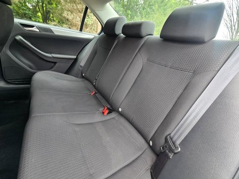 Used 2015 Volkswagen Jetta SE FWD image 33