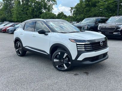 New 2025 Nissan Kicks SR