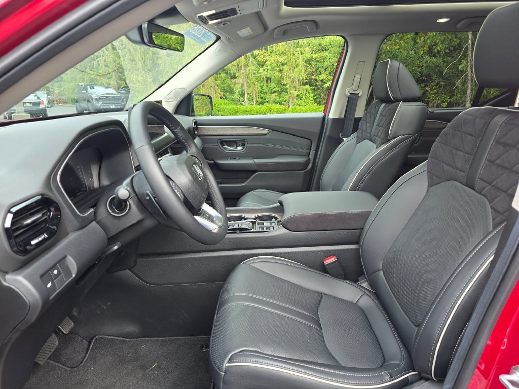 Certified 2026 Honda Pilot Elite image 12