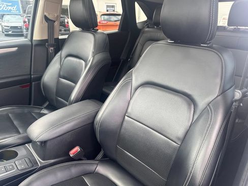 Used 2020 Ford Escape SEL FWD image 13