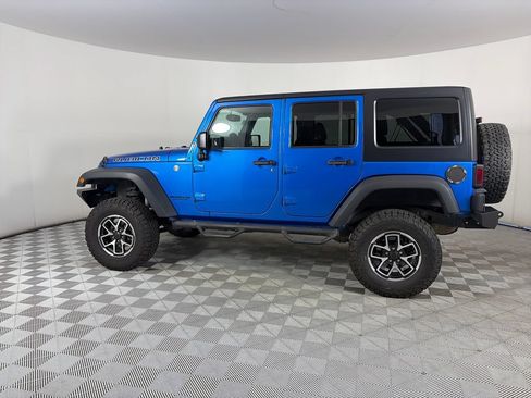 Used 2016 Jeep Wrangler Unlimited Rubicon w/ Connectivity Group AWD/4WD image 4
