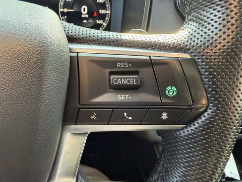 Used 2023 Mitsubishi Outlander SEL image 24