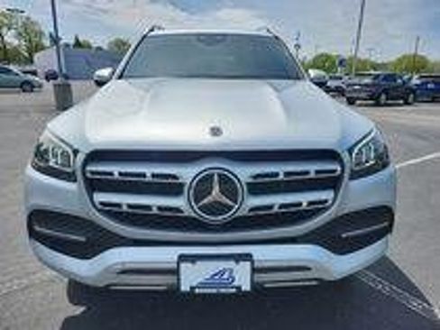 Used 2020 Mercedes-Benz GLS 450 4MATIC image 4