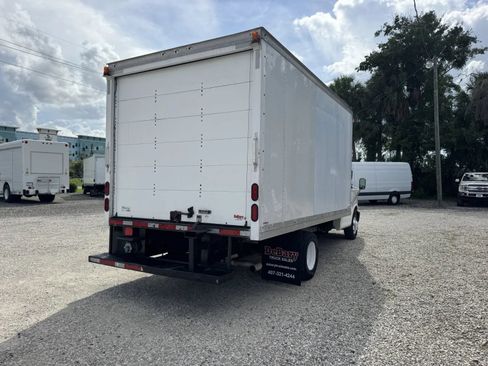 Used 2007 Chevrolet Express 3500 RWD image 6