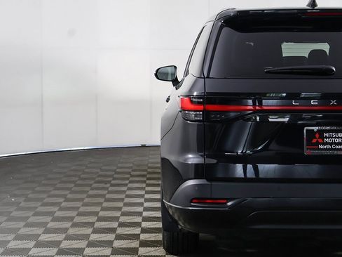 Used 2024 Lexus TX 350 350 Luxury image 18