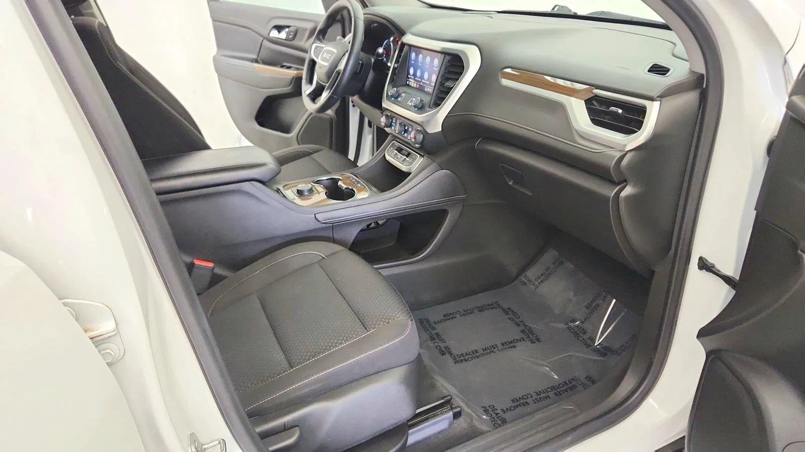 Used 2022 GMC Acadia SLE FWD image 28
