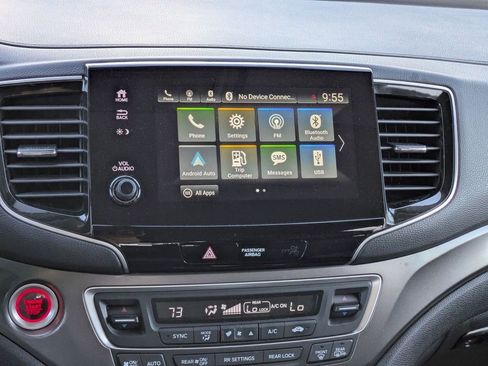 Used 2020 Honda Pilot EX image 5