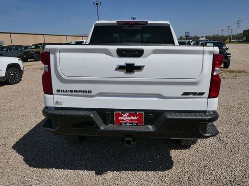 New 2026 Chevrolet Silverado 1500 ZR2 w/ Dark Appearance Package AWD/4WD image 5