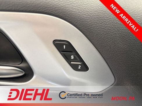 Used 2026 Chrysler Pacifica Limited w/ S Appearance Package image 28